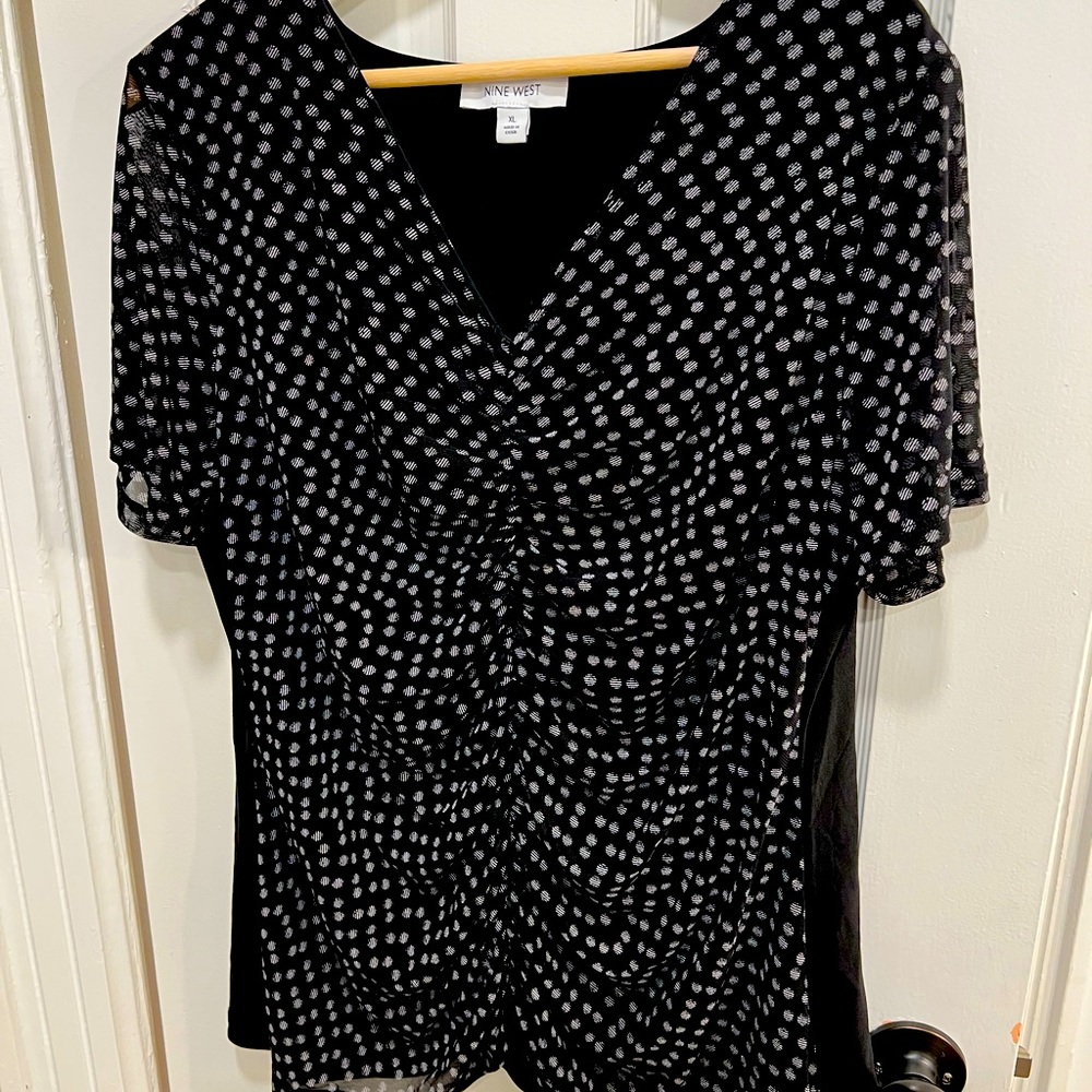 Nine West ruched front abstract dot print top.